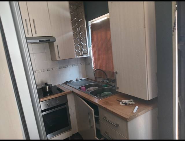 6 BEDROOM FREEHOLD FOR SALE IN COSMO CITY